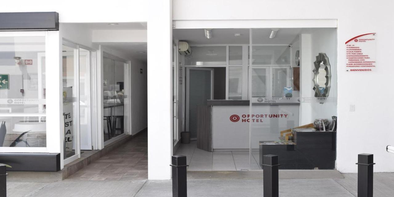 Opportunity Leon Hotel Exterior photo